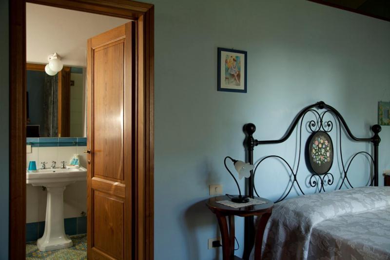 צ'רטו גואידי Agriturismo La Colombaia מראה חיצוני תמונה